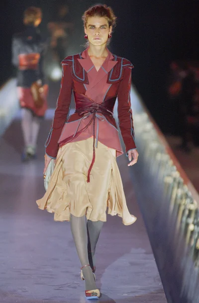 Look 3